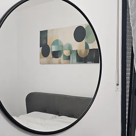 Valentino Zirkon 티라나