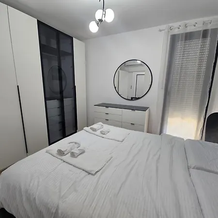 Apartamento Valentino Zirkon Tirana